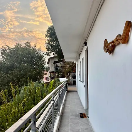 Rustic Paradise Apartamento Cernobbio